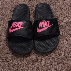 Nike slides